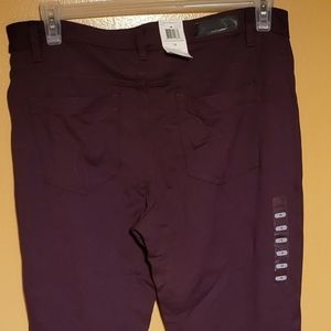 Calvin Klein size 16 NWT Elderberry casual pantsCalvin Klein size 16 NWT Elderbe